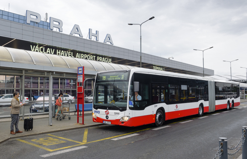DPP – Petr Hejna, testovaný Mercedes Capacity na letišti v Praze