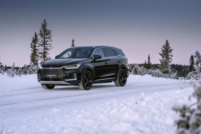 © Poskytuje Frandroid BYD Tang, 100% elektrické SUV, které se již prodává v Norsku, by mělo postupně vtrhnout do Evropy. // Zdroj: BYD