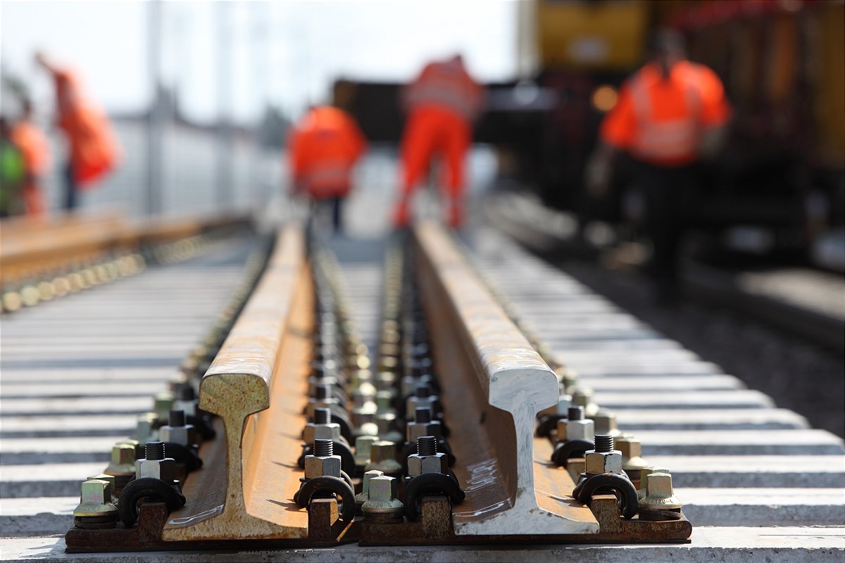 Deutsche Bahn kontroluje dalších 130 000 betonových pražců