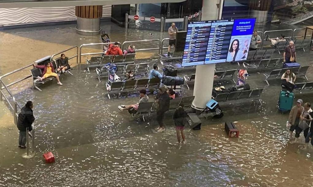 Letiště v Aucklandu na Novém Zélandu je pod vodou