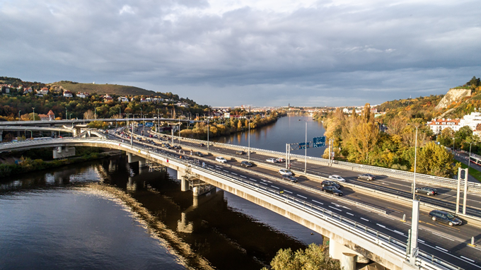 Praha získala finance na opravy Barrandovského mostu od státu