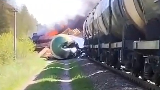Rusko: Vlak vykolejil po výbuchu u ukrajinských hranic