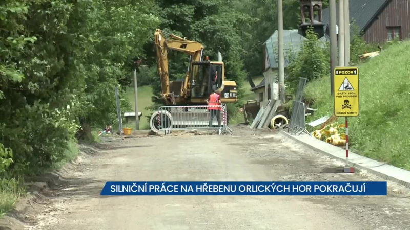 Video: Silniční práce na hřebenu Orlických hor pokračují, silnice k parkovišti na Šerlichu je uzavřena