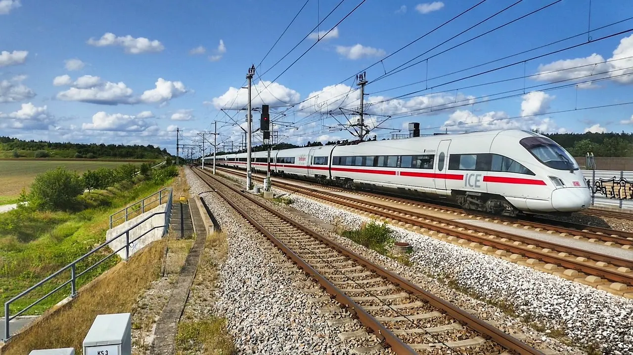ICE Berlin-Paris: Podle Wissinga je pravděpodobnější cesta přes Saarbrücken
