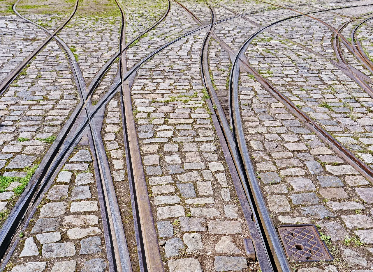 Praha plánuje stavbu nové tramvajové tratě z Dědiny k Nádraží Dlouhá Míle