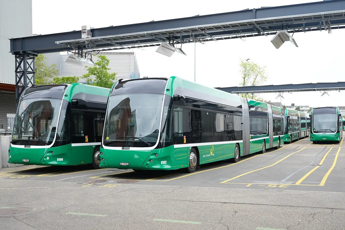 ABB postavilo nabíjecí místa pro autobusy v Basileji