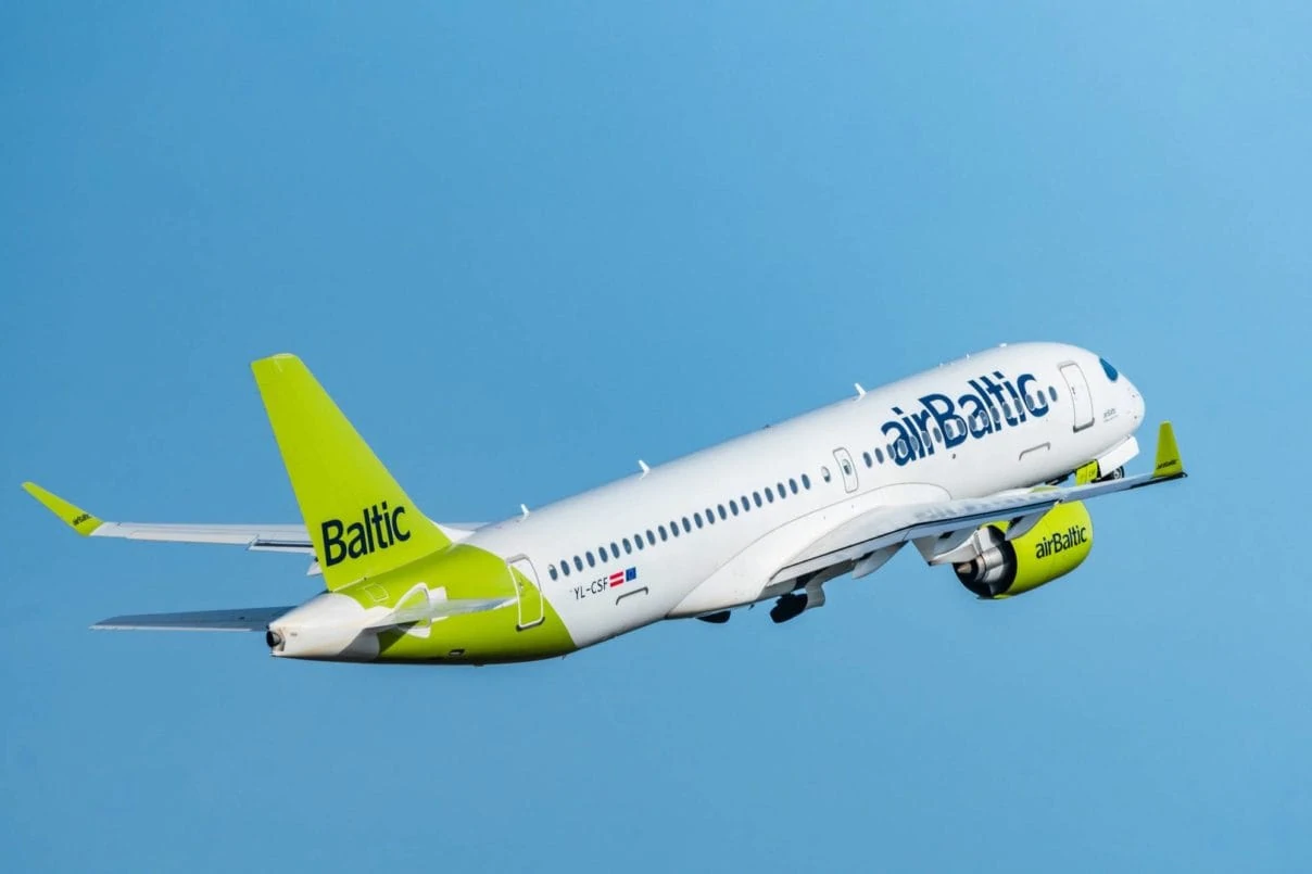 airBaltic přidává další dvě trasy na léto 2024