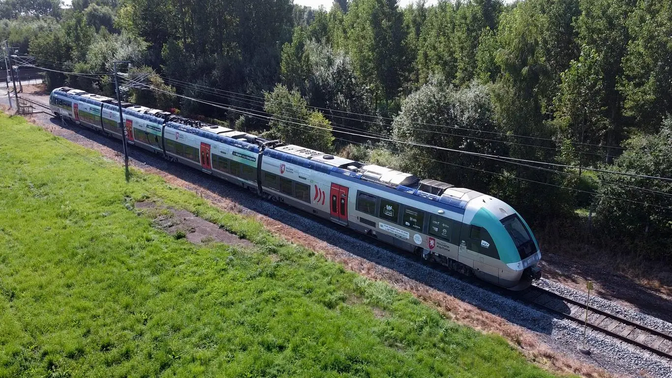 Alstom a SNCF představují regionální vlak s bateriovým pohonem