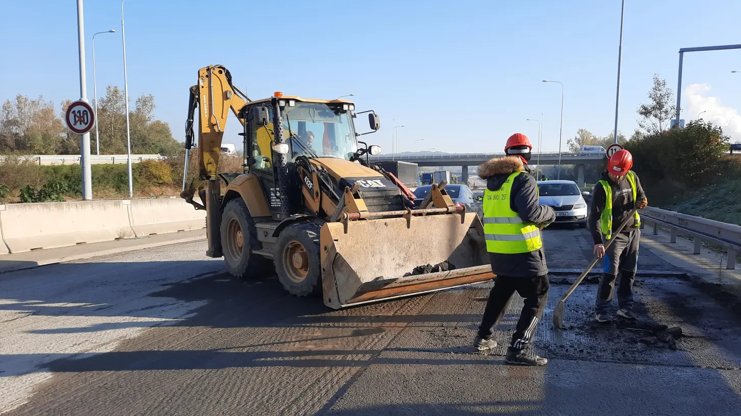Oprava zvlněných částí dálnice D1 v Ostravě pokračuje