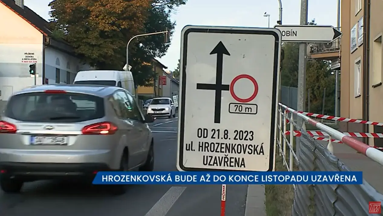 Hrozenkovská v Praze je až do konce listopadu uzavřena, řidiče na místě čeká zdržení