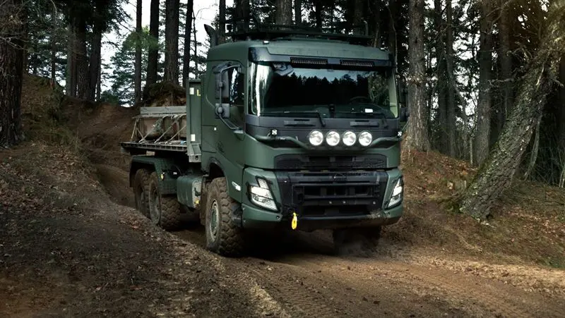 Volvo Defence uzavřelo sedmiletou rámcovou smlouvu na dodávky logistických nákladních vozidel do Estonska a Lotyšska