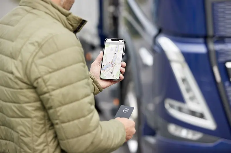 Průlom pro rychlé nabíjení elektrických nákladních vozidel – Volvo Trucks spouští novou službu