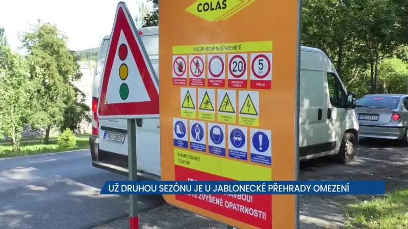Už druhou stavební sezónu je u jablonecké přehrady omezení