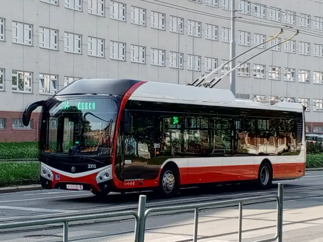 SOR TNS 12 DPmB, foto redakce