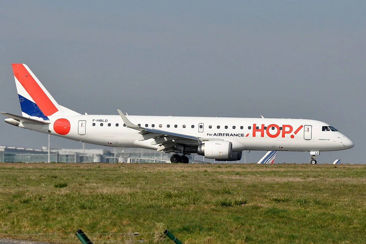 Embarer ERJ190 Registrace F-HBLD, Foto Eric Salard, wikipedia