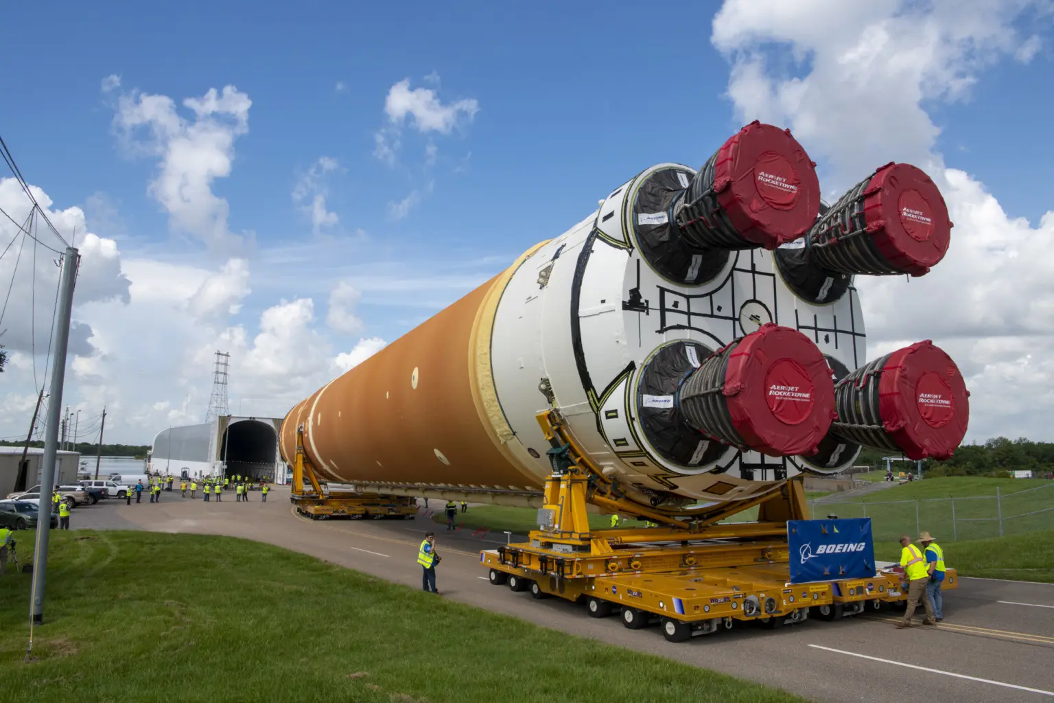 Boeing dodává raketový stupeň NASA, vypustí první lidi kolem Měsíce od Apolla (foto Boeing.)