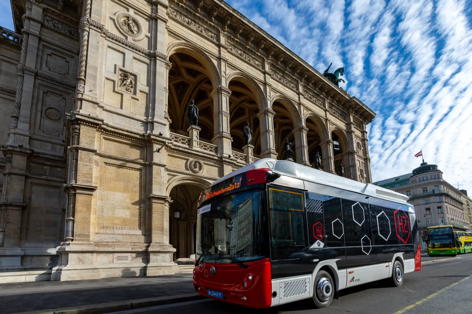 Wiener Linien kupuje pro město inovativní bateriovo-vodíkové autobusy Autor foto Robert Perez