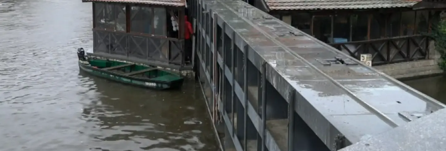 Protipovodňová vrata na Čertovce budou otevřena v úterý ve 13:00 hodin Autor: HZS HMP