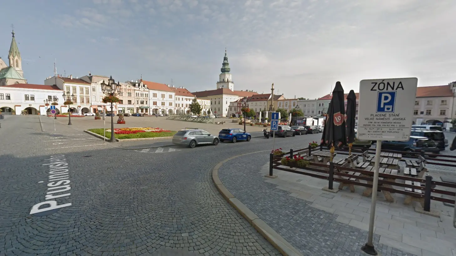 Velké náměstí v Kroměříži. Zdroj google mapy