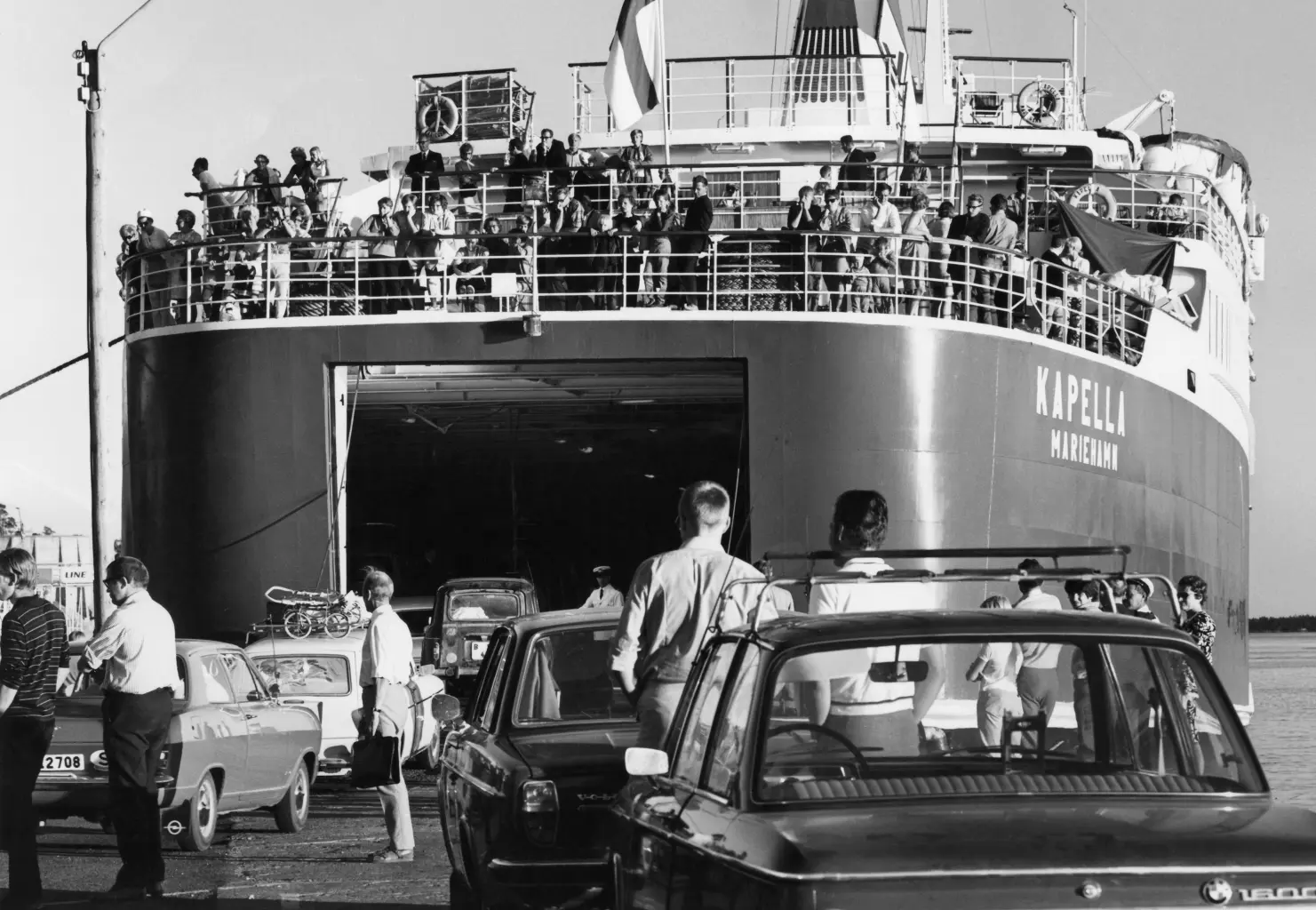 Kapella v přístavu, historický snímek @ Viking Line