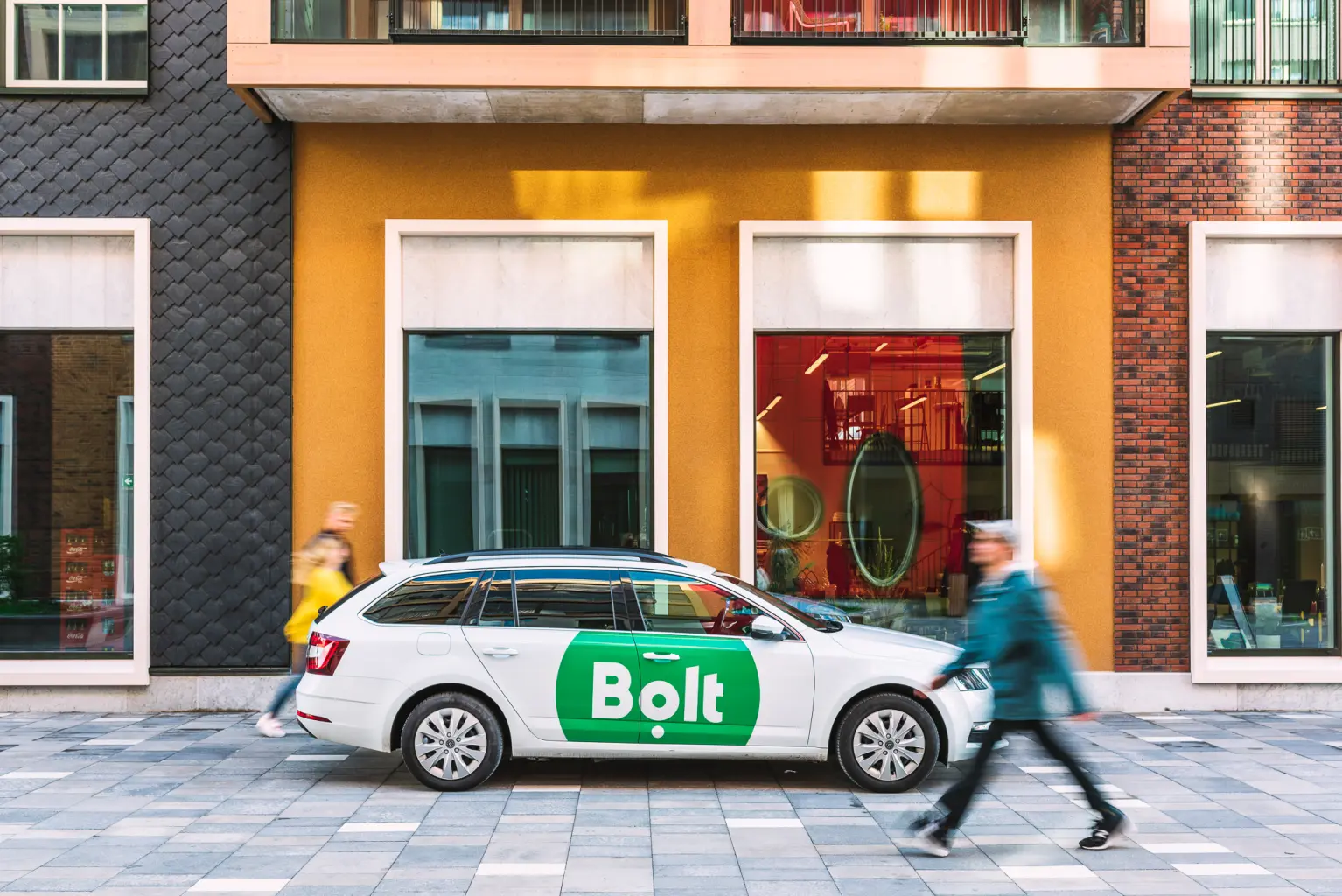 © Bolt