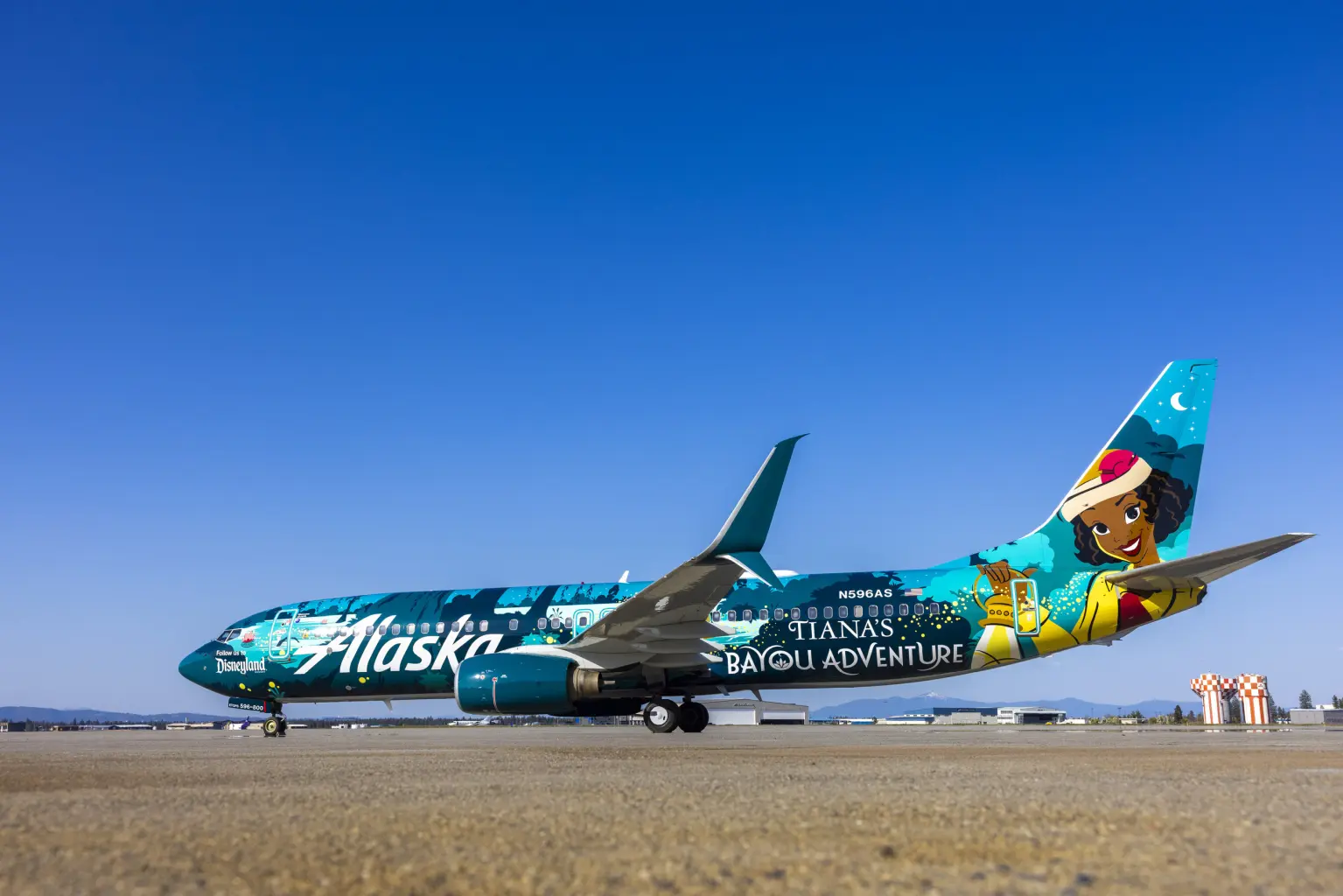 Spokane, Washington, USA; Disney speciální livrej. Kredit: Joe Nicholson-Alaska Airlines
