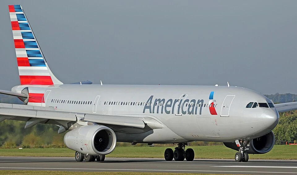 Airbus A330-200 registrace N2287AY © Russell Lee/ wikipedie
