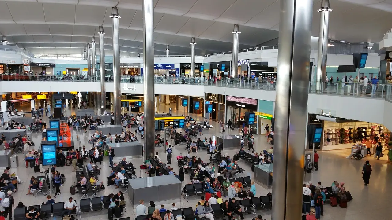 terminál na Heathrow © pixabay