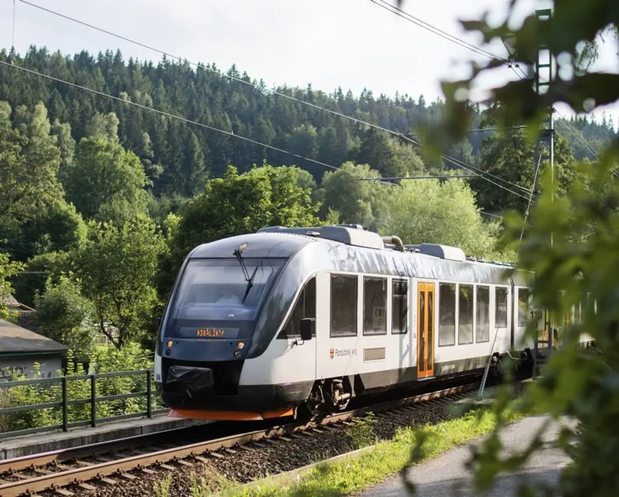 vlak společnosti Leo Express na Králicku © Pardubický kraj