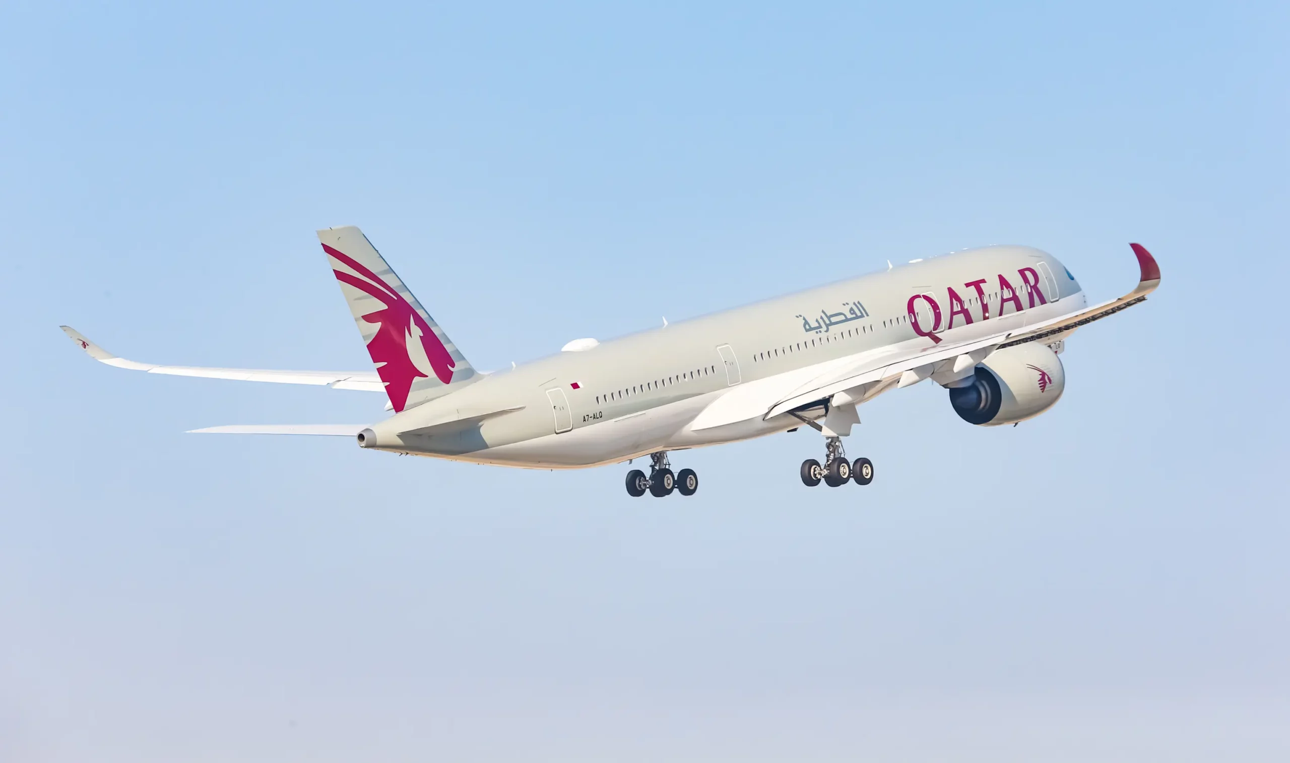 © Qatar Airways