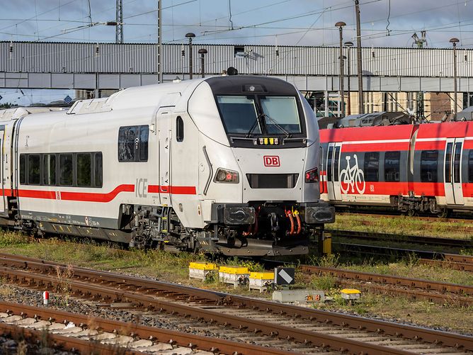 Řídící vůz ICE L © Deutsche Bahn AG/ Pablo Castagnola