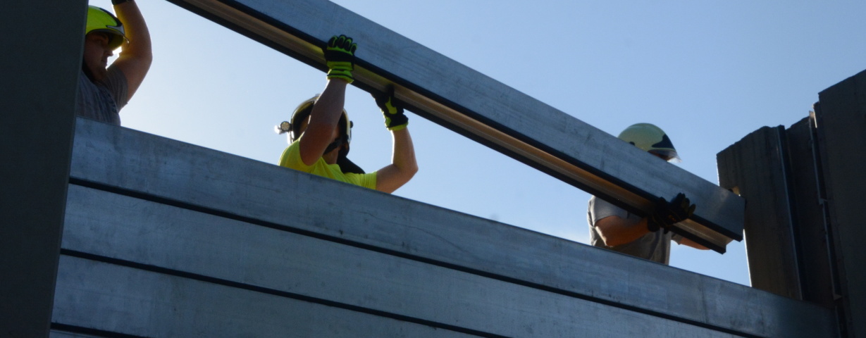 Ilustrační foto - stavba mobilního hrazení Autor: MHMP