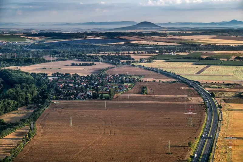 zdroj Sdružení měst a obcí Koridor D8