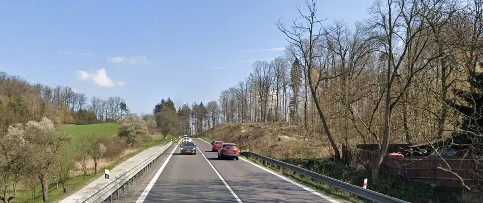 současný stav silnice u obce Závist, zdroj google mapy