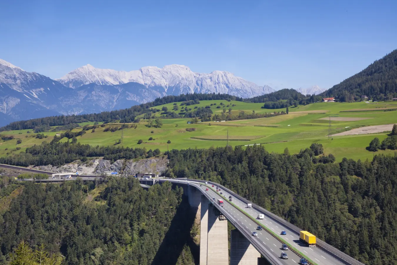 přes Brenner si e-truck Dachseru jezdí každý den. Foto Dachser