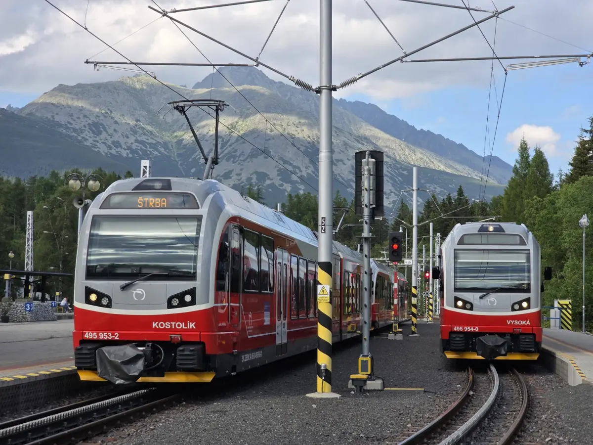Tatranská električka, zajišťující provoz všech TEZ a OZ v Tatrách. Foto ZSSK