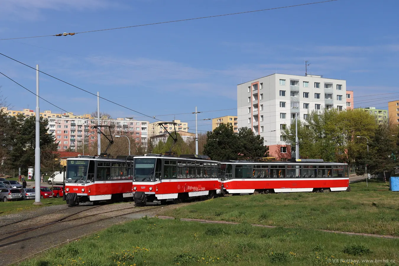 Původní podoba smyčky Ečerova; nově tramvaje smyčkou projíždí ve směru hodinových ručiček, foto Vít Ruttkay/ bmhd